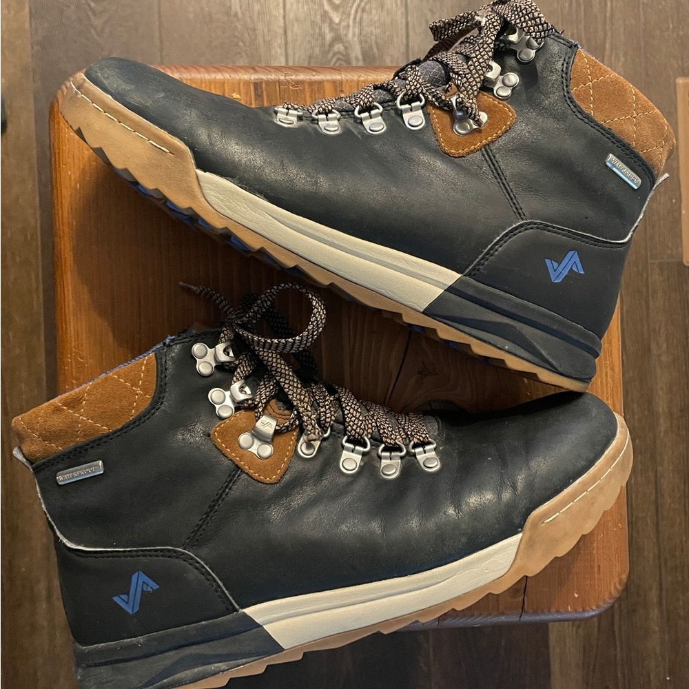 Women’s Size 10 Forsake Waterproof Sneaker Hiking Boots (Patch-mid)
